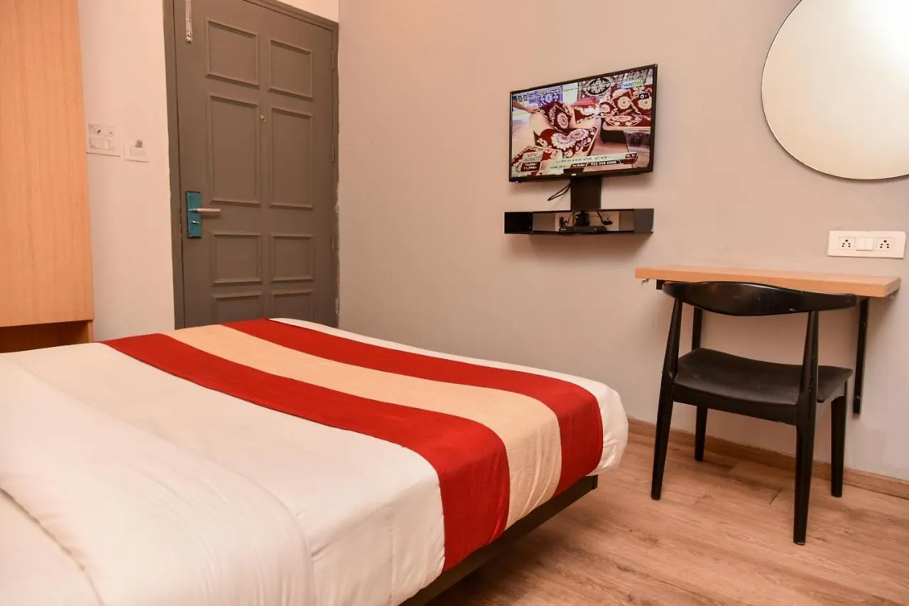 Hotel White Saffron Delhi