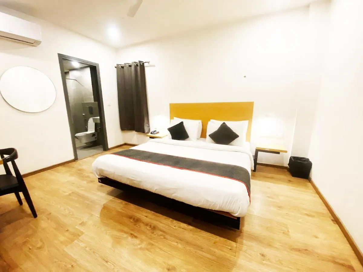 Hotel White Saffron Delhi   Delhi (National Capital Territory of India)